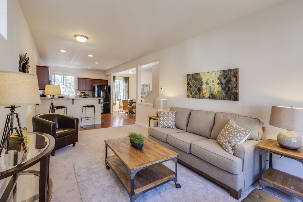 Military family moving to Hampton Roads Virginia PCS season 2026 home buying